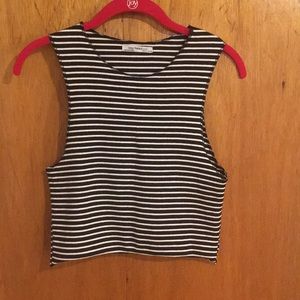 Like new Zara Trafaluc crop top sz large